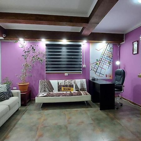 פורטו נטאלס Hostal La Base מראה חיצוני תמונה