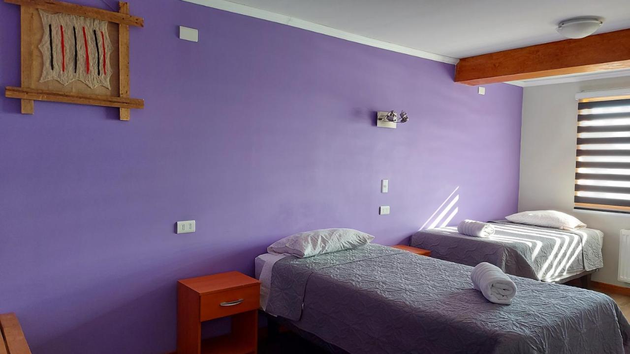 פורטו נטאלס Hostal La Base מראה חיצוני תמונה
