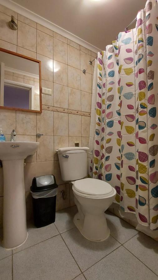 פורטו נטאלס Hostal La Base מראה חיצוני תמונה